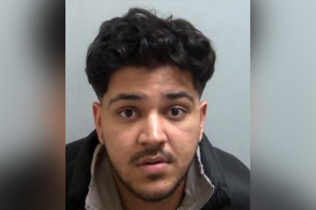Six gang members jailed for gun offences | Essex Police