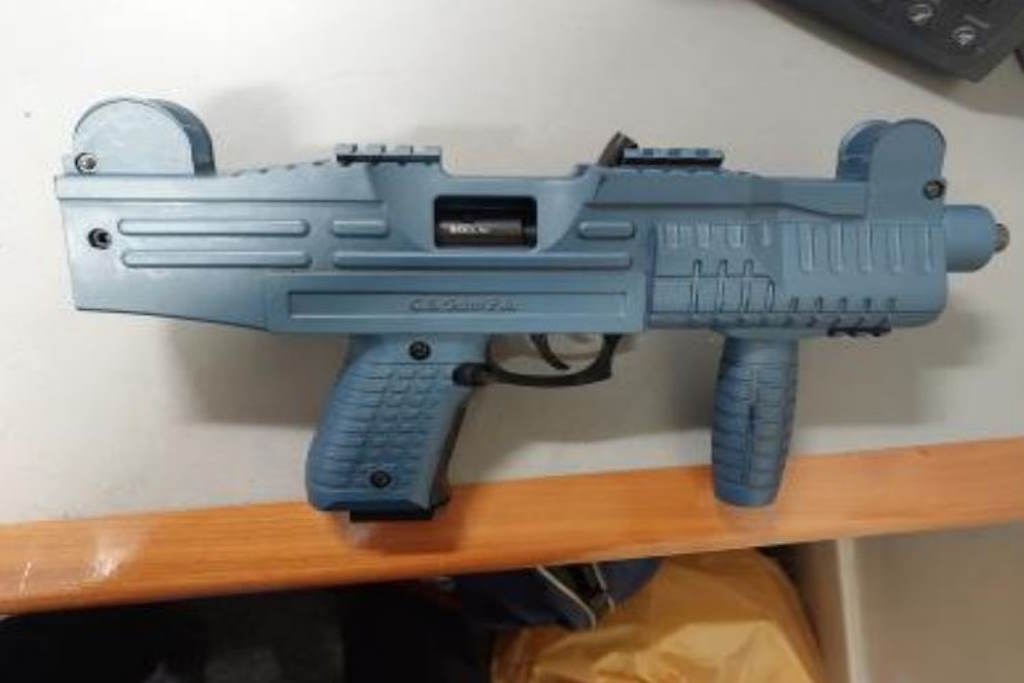 Uzi replica blank firer - Copy