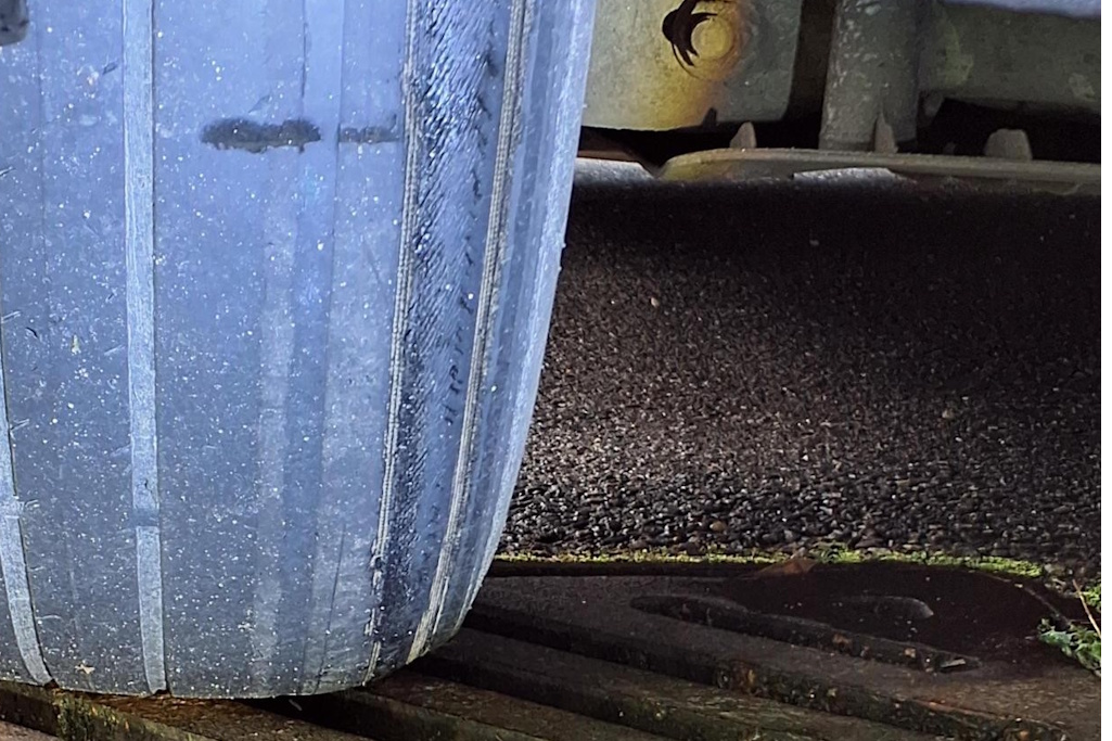 20251227 Maldon Op Limit - Bald tyre exposed cords