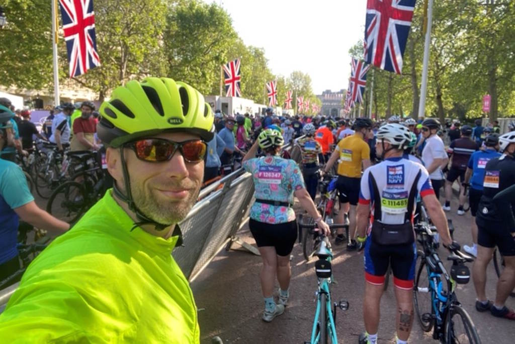 dan-thrale-ride-london-start